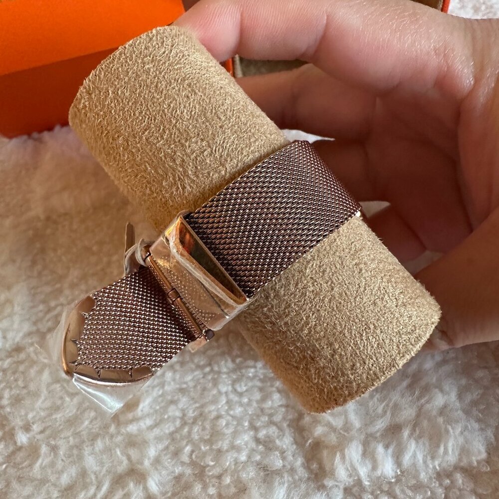 NWT! TBW7251 TORY BURCH Phipps Rose Gold-Tone Bracelet Watch Women - Picture 5 of 7